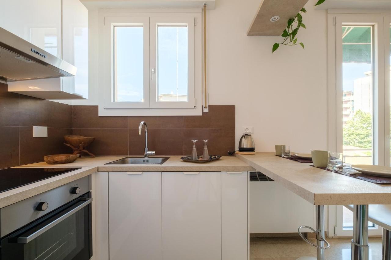 Fabula Rooms 3 Suites With Private Bathroom Bologna Exterior photo